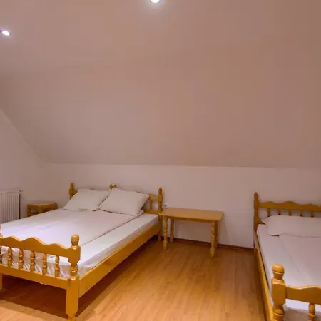 Pensjonat Slavica 3*